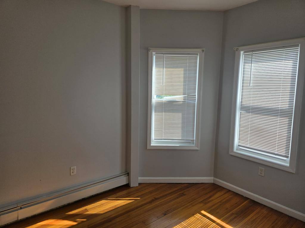 House for rent at 86 Church St #2S, New Bedford, MA 02746