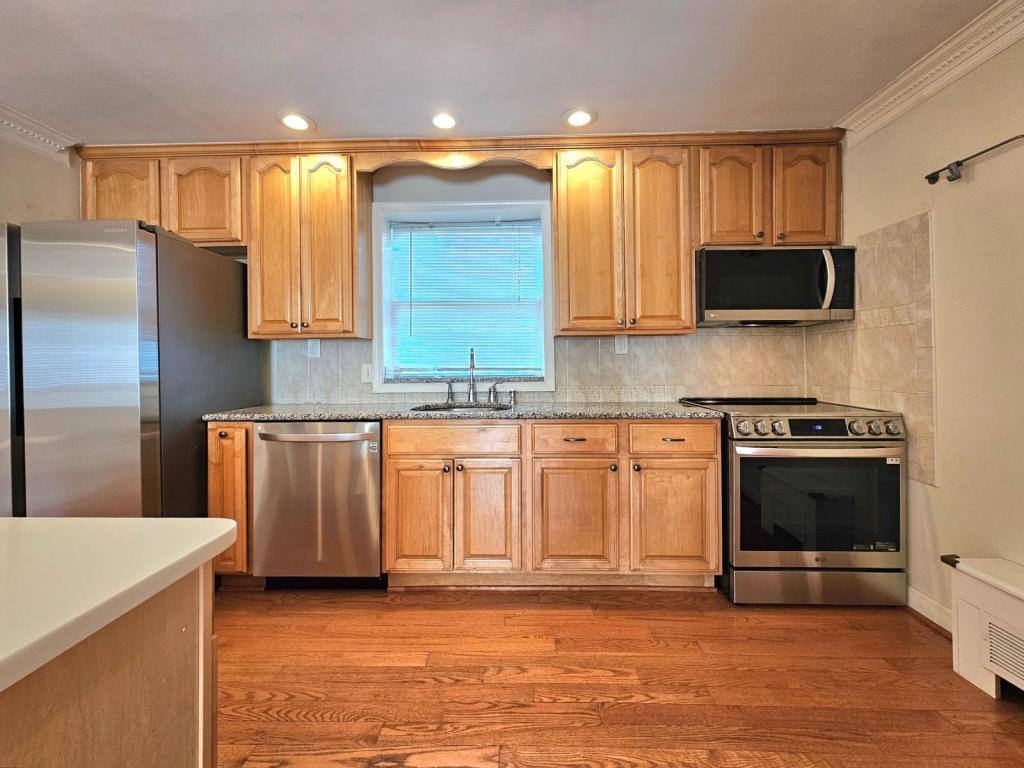 Townhouse for rent at 3109 Mosby St, Alexandria, VA 22305