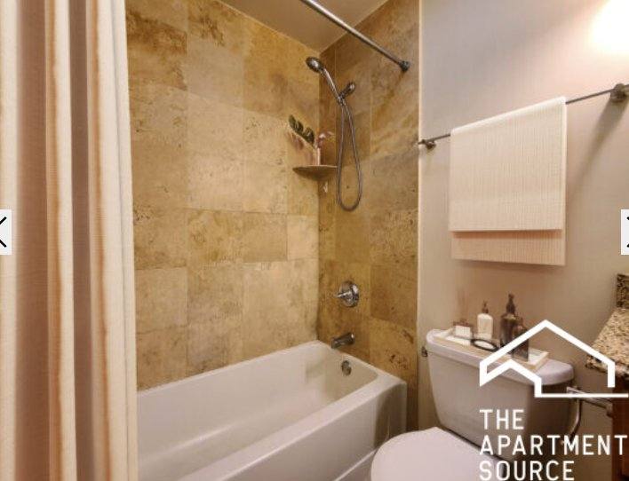 Apartment for rent at 625 W Wrightwood Ave #4, Chicago, IL 60614