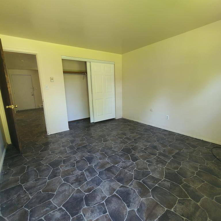 House for rent at 705 Lake Ave, Kendallville, IN 46755