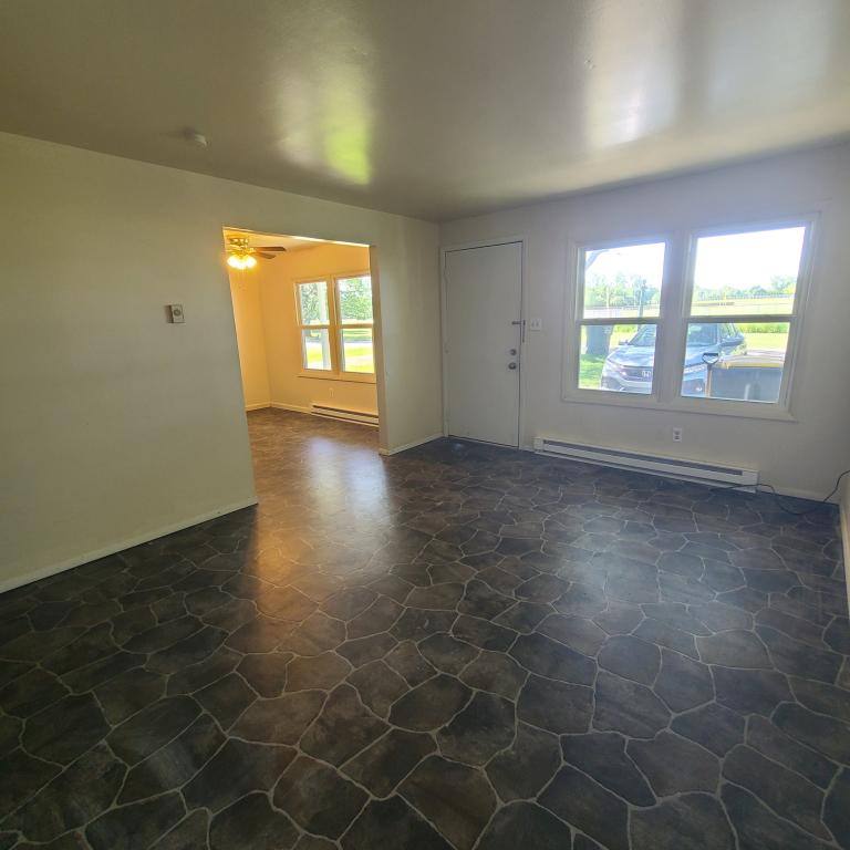 House for rent at 705 Lake Ave, Kendallville, IN 46755