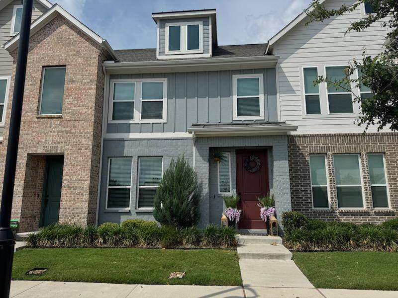 Townhouse for rent at 4429 Union St, North Richland Hills, TX 76180