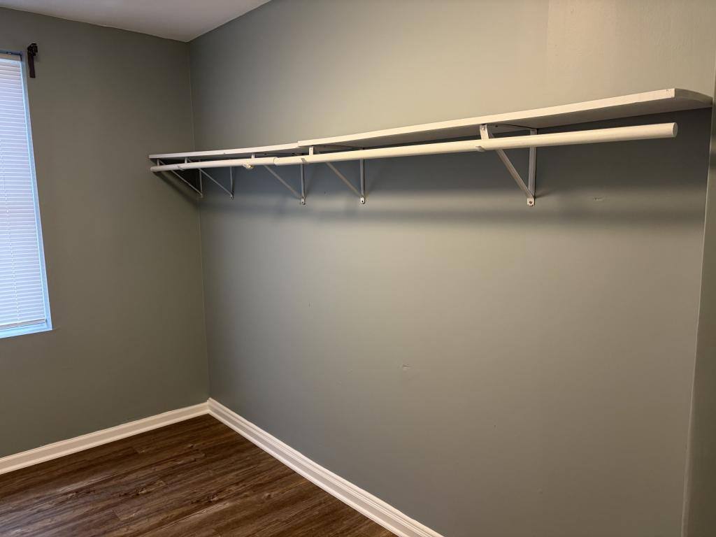 Apartment for rent at 729 Meeker Ave, Joliet, IL 60432