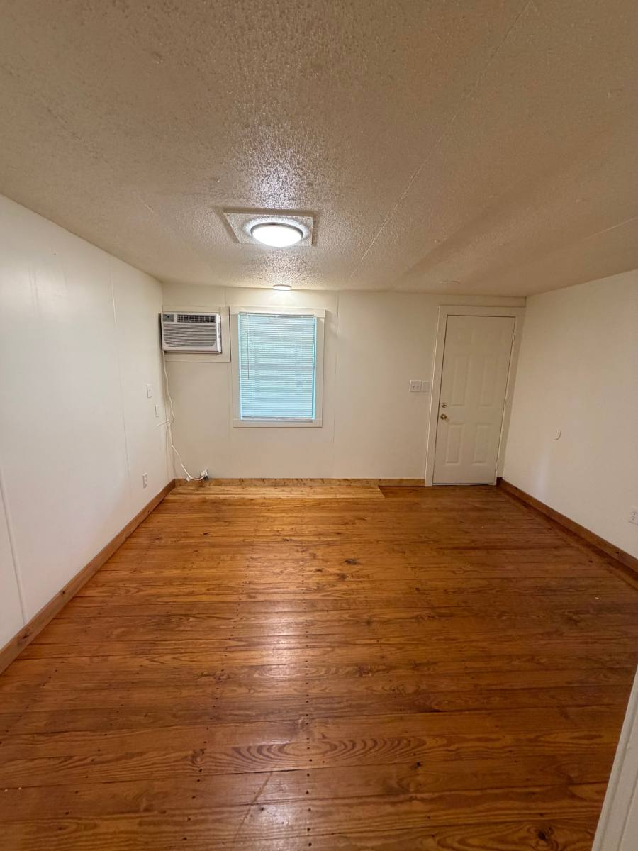 Apartment for rent at 9909 Farris Loop, Midway, TX 75852