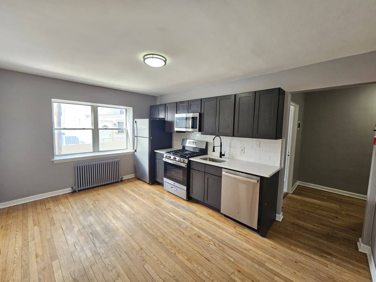 Apartment for rent at 836 Jersey Ave #A, Elizabeth, NJ 07202