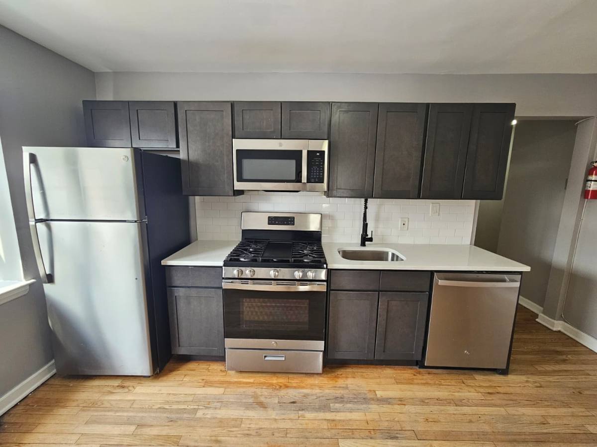 Apartment for rent at 836 Jersey Ave #A, Elizabeth, NJ 07202