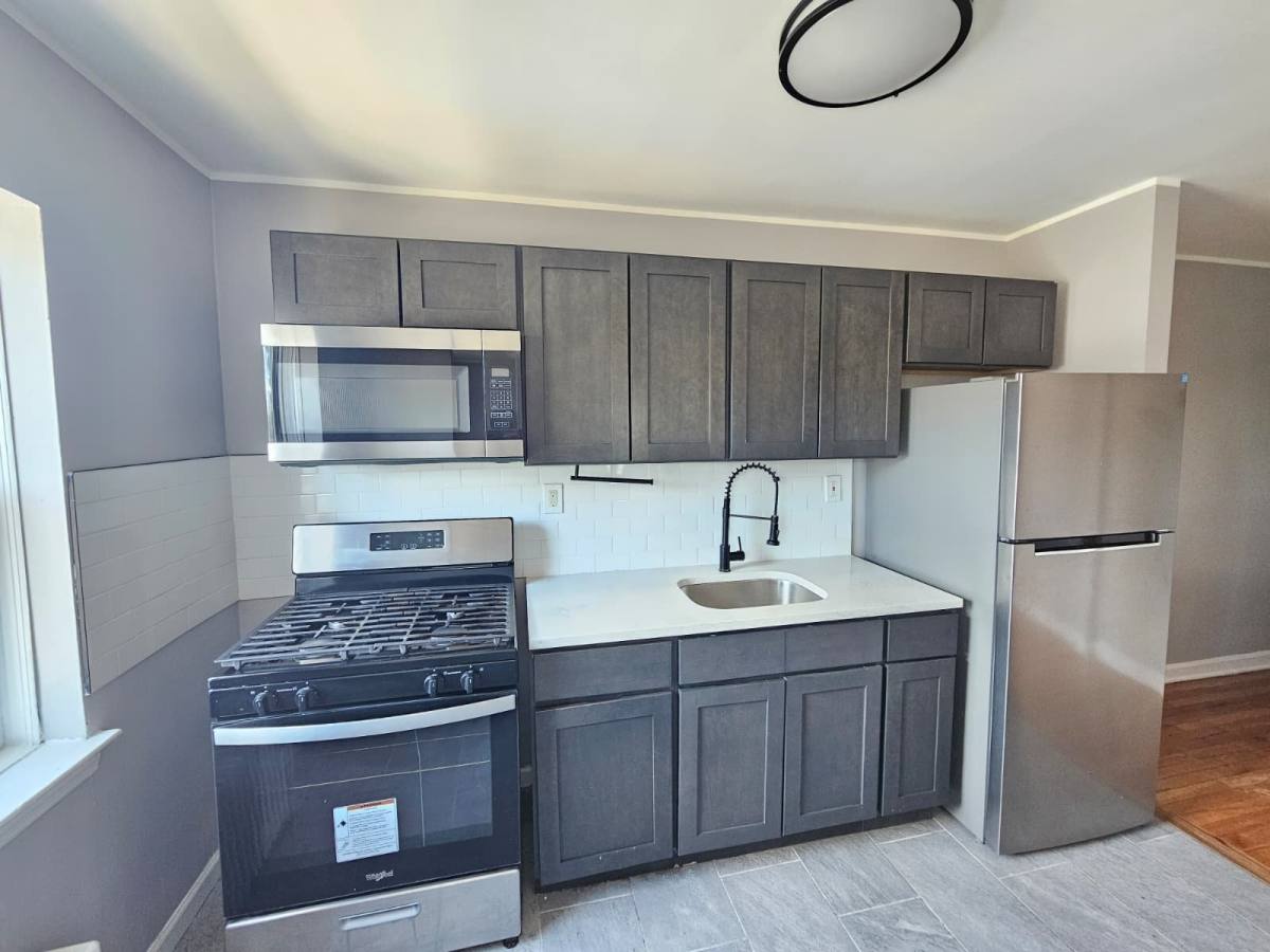 Apartment for rent at 836 Jersey Ave #A, Elizabeth, NJ 07202