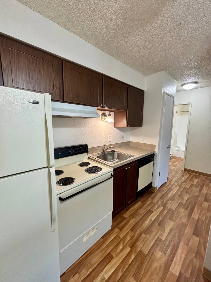 Apartment for rent at 3950 SW 102nd Ave #68, Beaverton, OR 97005