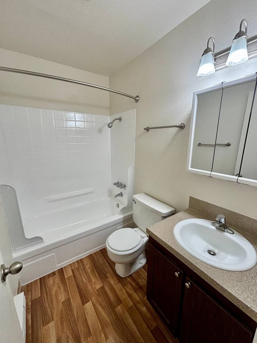 Apartment for rent at 3950 SW 102nd Ave #68, Beaverton, OR 97005