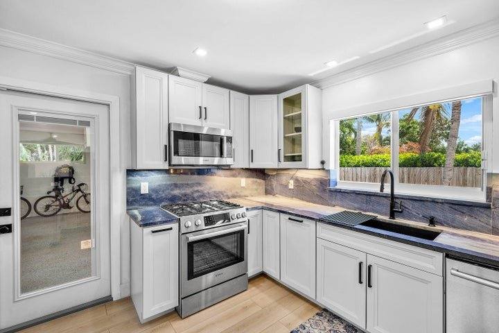 House for rent at 2866 SW 8th St, Boynton Beach, FL 33435
