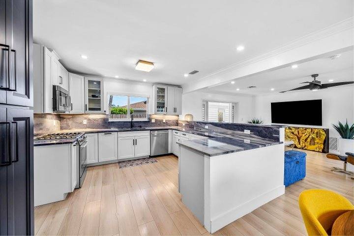 House for rent at 2866 SW 8th St, Boynton Beach, FL 33435