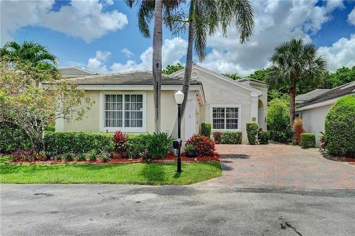 House for rent at 8171 Hampton Wood Dr, Boca Raton, FL 33433