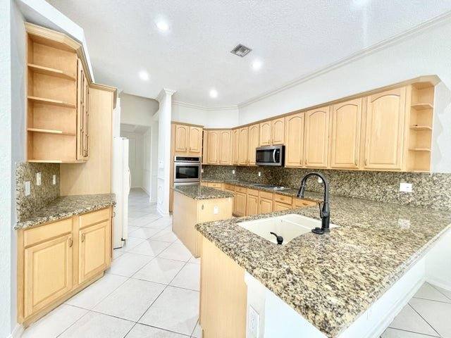 House for rent at 21232 Rock Ridge Dr, Boca Raton, FL 33428