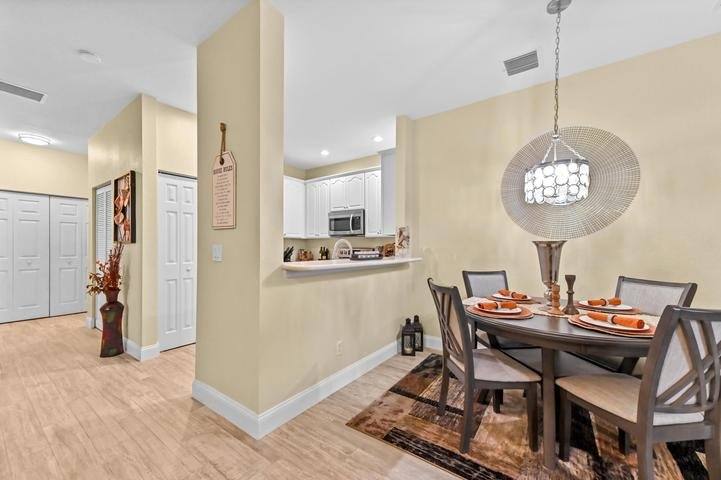 Apartment for rent at 3043 Grandiflora Dr, Lake Worth, FL 33467