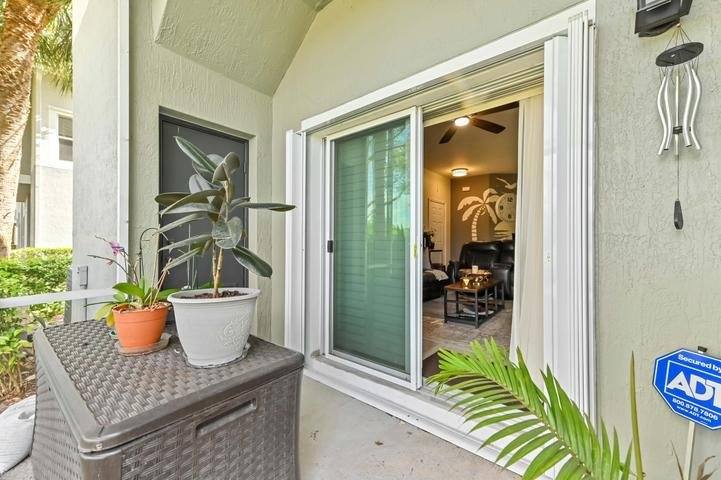 Apartment for rent at 3043 Grandiflora Dr, Lake Worth, FL 33467