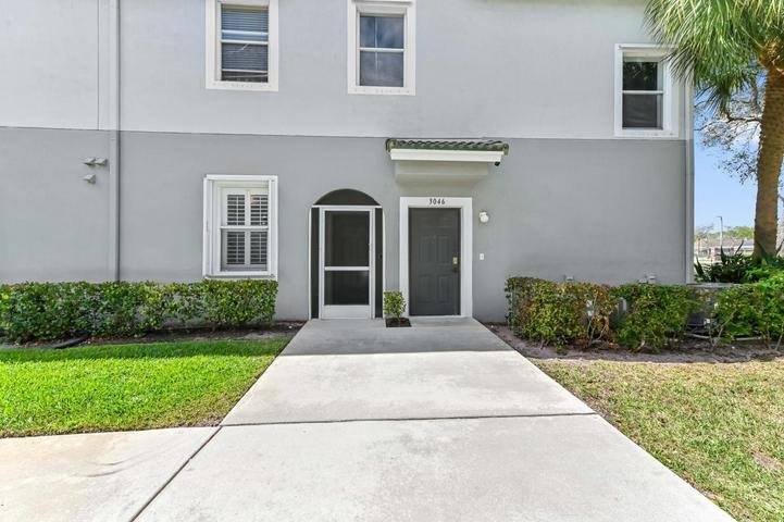 Apartment for rent at 3043 Grandiflora Dr, Lake Worth, FL 33467