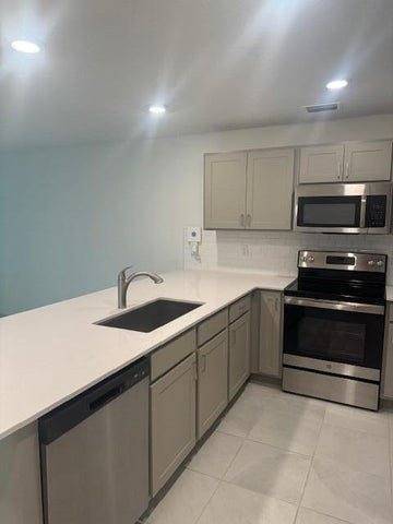 Townhouse for rent at 6733 Broadwater Lane, Lake Worth, FL 33467