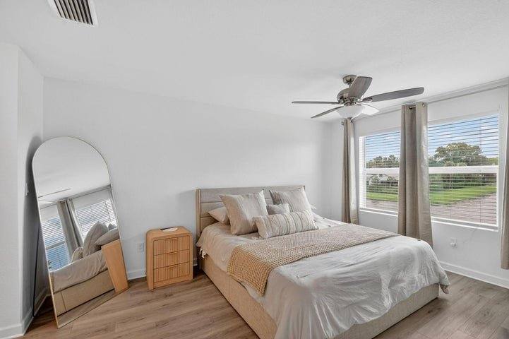 Townhouse for rent at 6933 N Harbours Edge Ave, Lake Worth, FL 33467