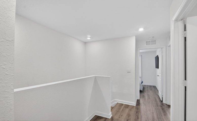 Townhouse for rent at 6933 N Harbours Edge Ave, Lake Worth, FL 33467