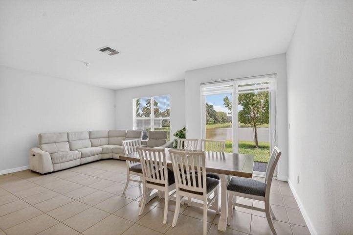 Townhouse for rent at 6933 N Harbours Edge Ave, Lake Worth, FL 33467