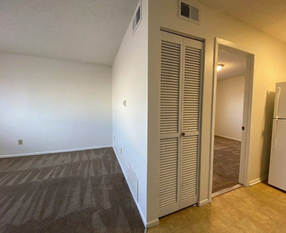 Apartment for rent at 1228 E St #10, Lincoln, NE 68508