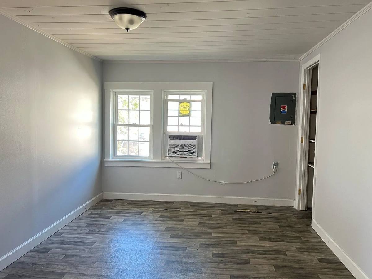Apartment for rent at 406 8th Ave S #3, Myrtle Beach, SC 29577