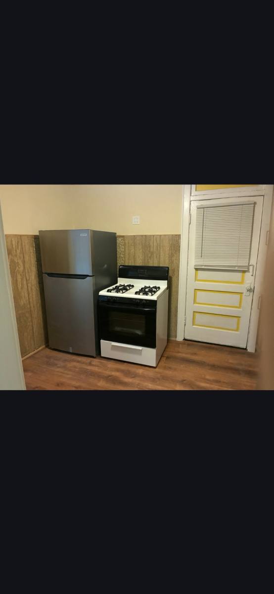 Apartment for rent at 4217 N Campbell Ave 1N #1N, Chicago, IL 60618