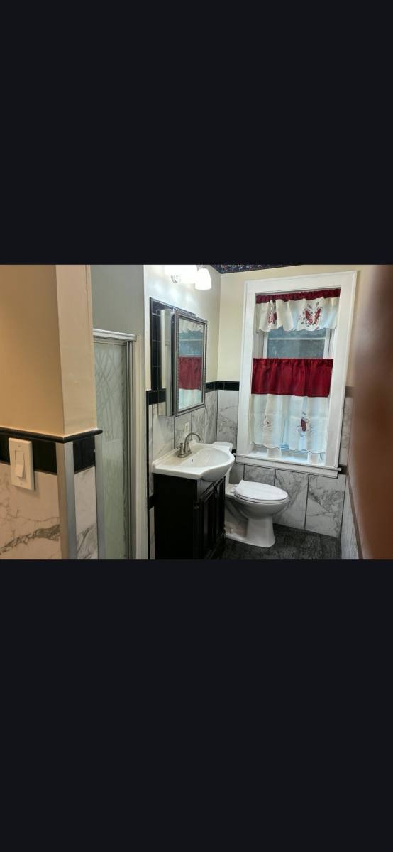 Apartment for rent at 4217 N Campbell Ave 1N #1N, Chicago, IL 60618