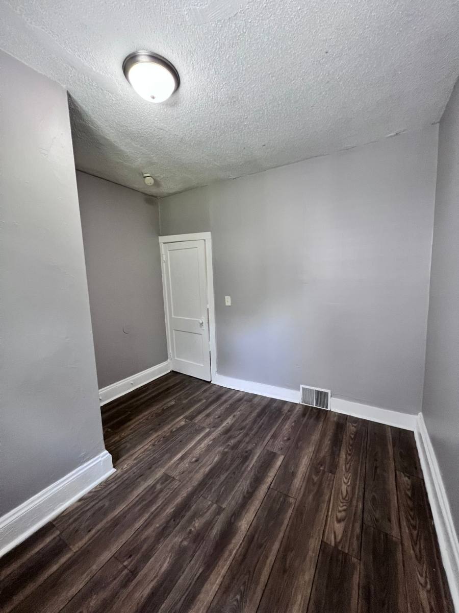 Apartment for rent at 3362 E 145th St #3, Cleveland, OH 44120
