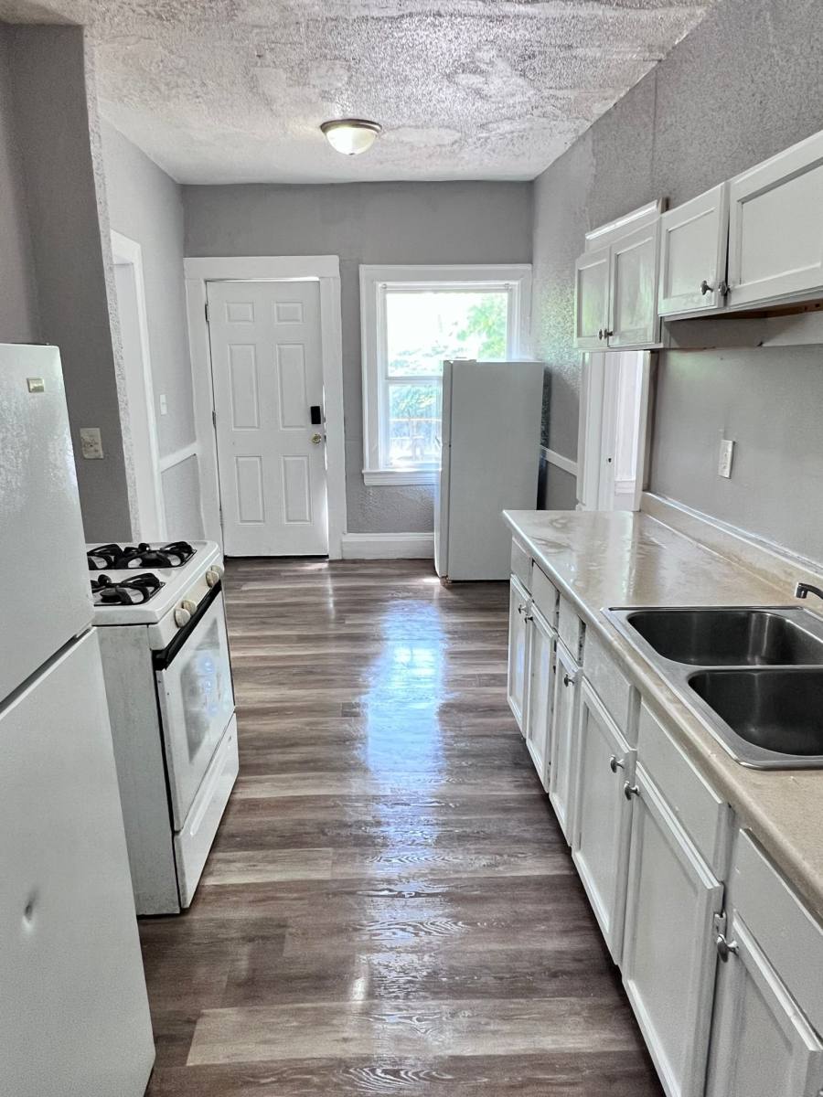 Apartment for rent at 3362 E 145th St #3, Cleveland, OH 44120