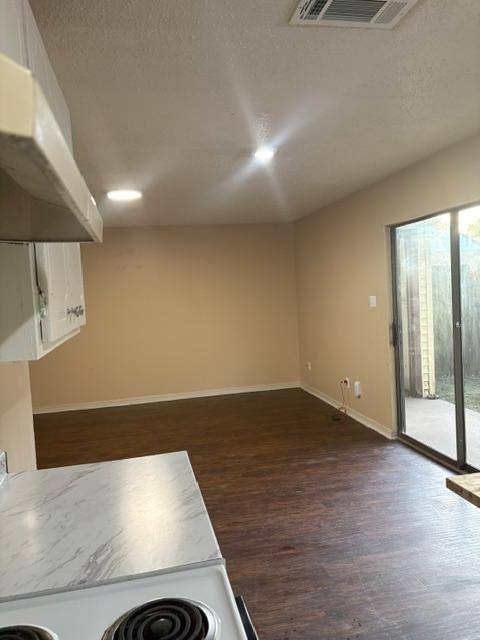 Apartment for rent at 1910 Meadowgreen Dr #1910A, Kilgore, TX 75662