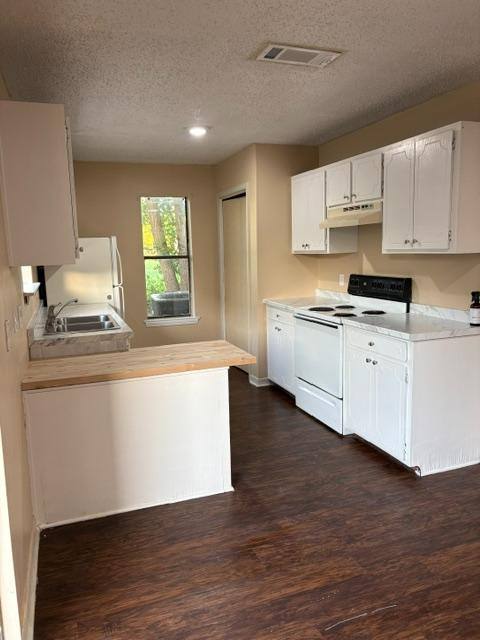 Apartment for rent at 1910 Meadowgreen Dr #1910A, Kilgore, TX 75662
