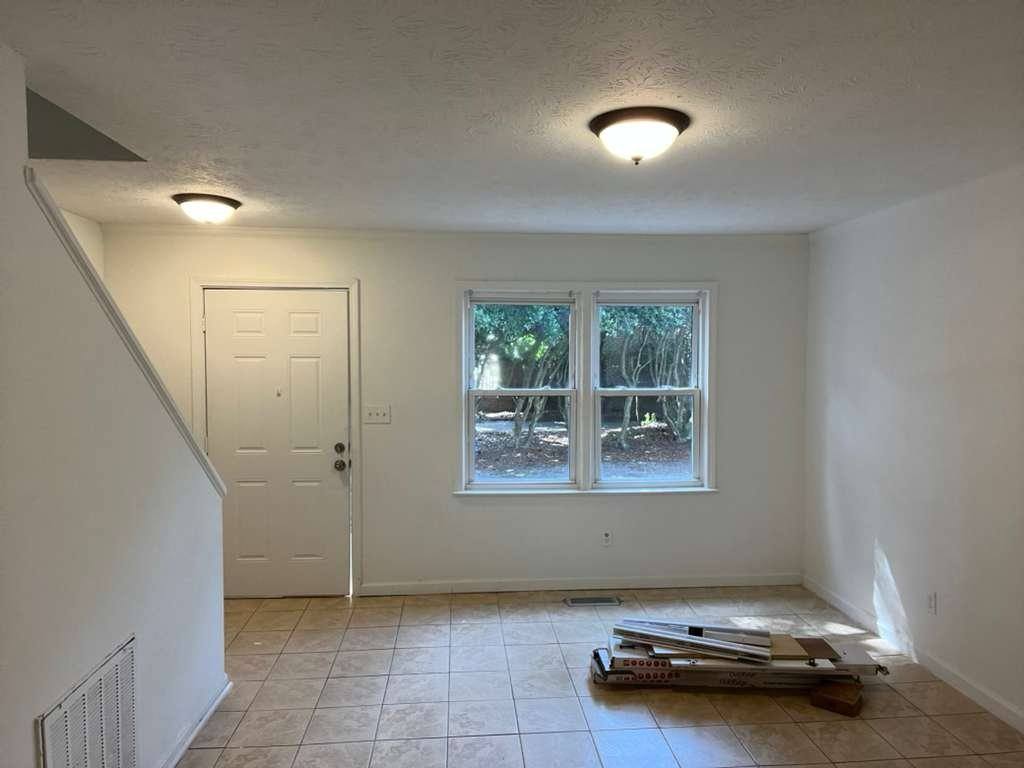 Townhouse for rent at 610 37th Ave N, Myrtle Beach, SC 29577