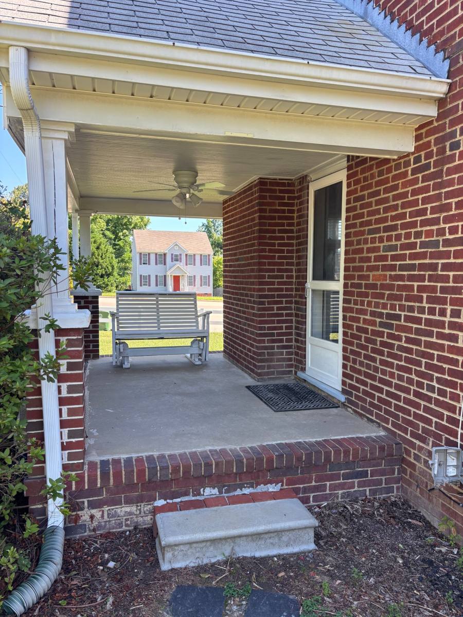 House for rent at 4035 Walmsley Blvd, Richmond, VA 23234