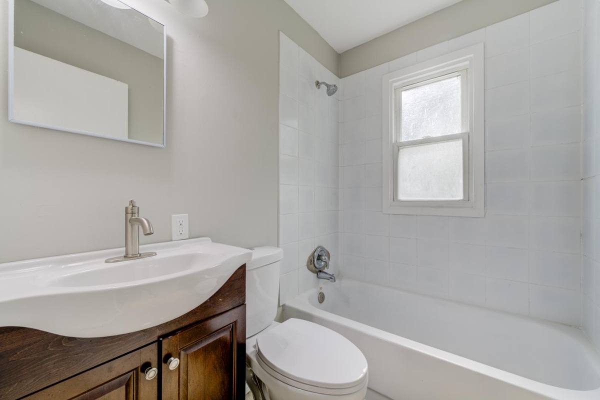 House for rent at 6811 Brower Court, Saint Louis, MO 63134