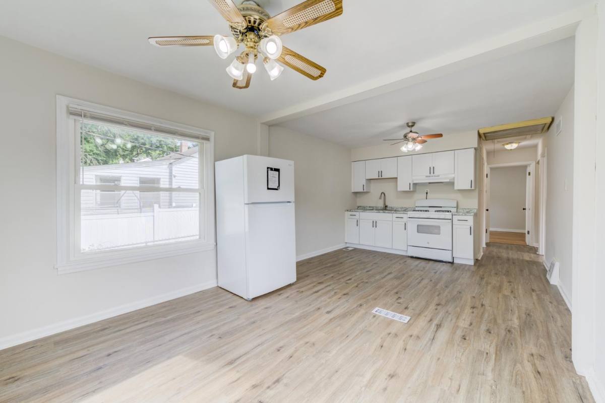 House for rent at 8015 Aline Ave, Saint Louis, MO 63134