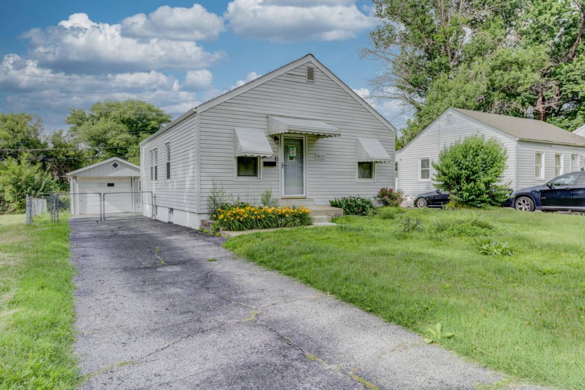 House for rent at 8015 Aline Ave, Saint Louis, MO 63134