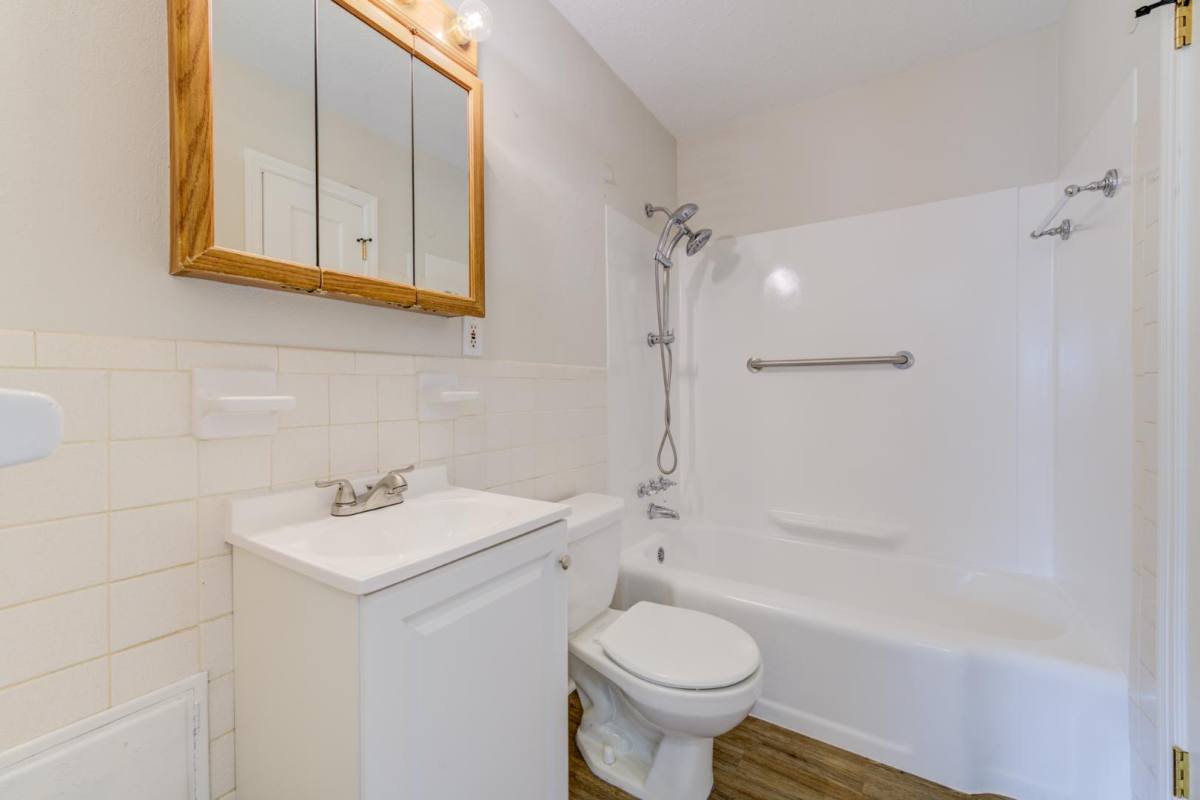 House for rent at 8015 Aline Ave, Saint Louis, MO 63134
