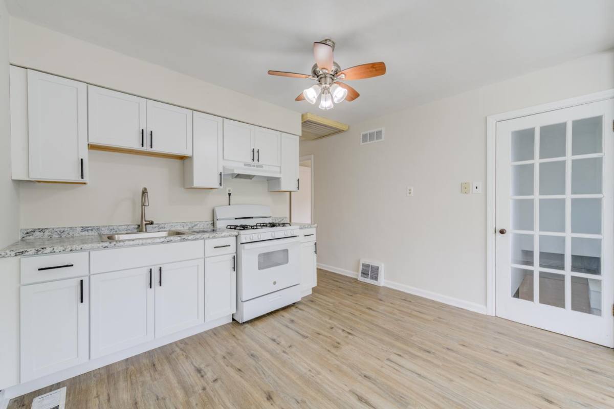 House for rent at 8015 Aline Ave, Saint Louis, MO 63134