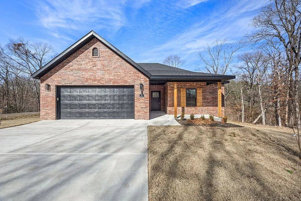 House for rent at 1 Whitmore Lane, Bella Vista, AR 72715