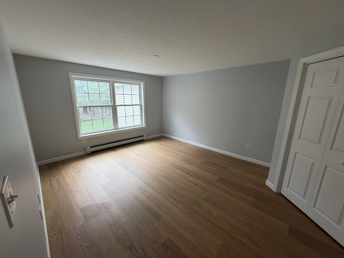 Apartment for rent at 11 Cambridge Court, Kennebunk, ME 04043