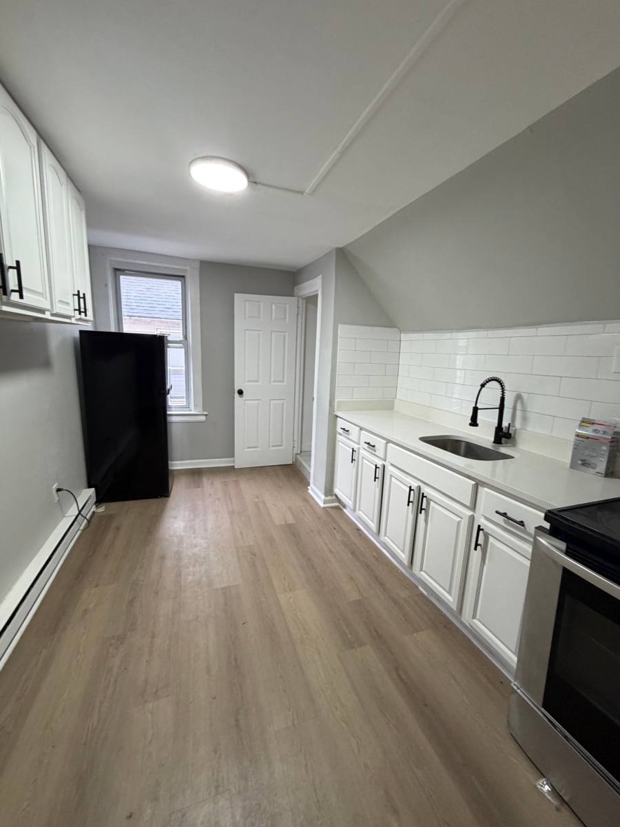 Apartment for rent at 19 N 18th St #3, East Orange, NJ 07017