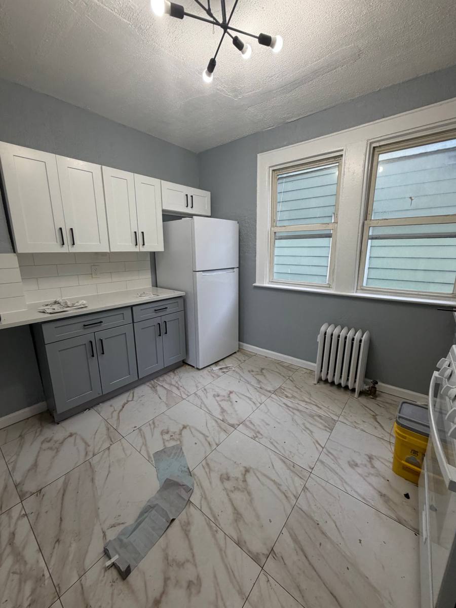 Apartment for rent at 100 Smith St #2, Newark, NJ 07106