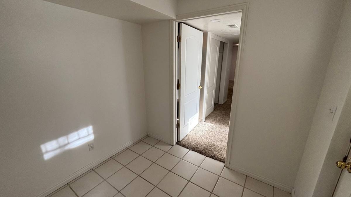 Apartment for rent at 873 S 920 E, Orem, UT 84097