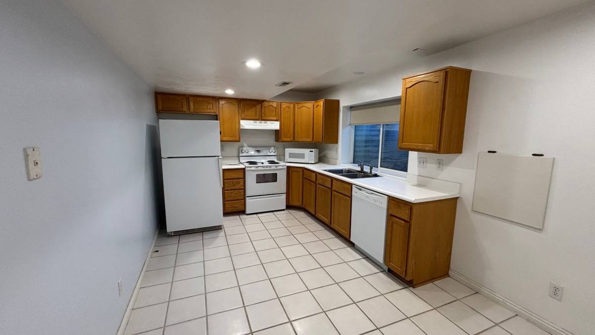 Apartment for rent at 873 S 920 E, Orem, UT 84097