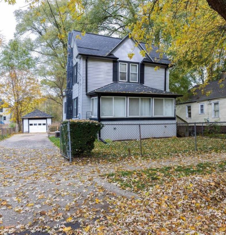 House for rent at 610 Bosker Ave, Kalamazoo, MI 49007