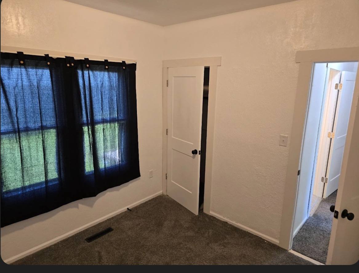 House for rent at 629 Van Buren St W, Battle Creek, MI 49037