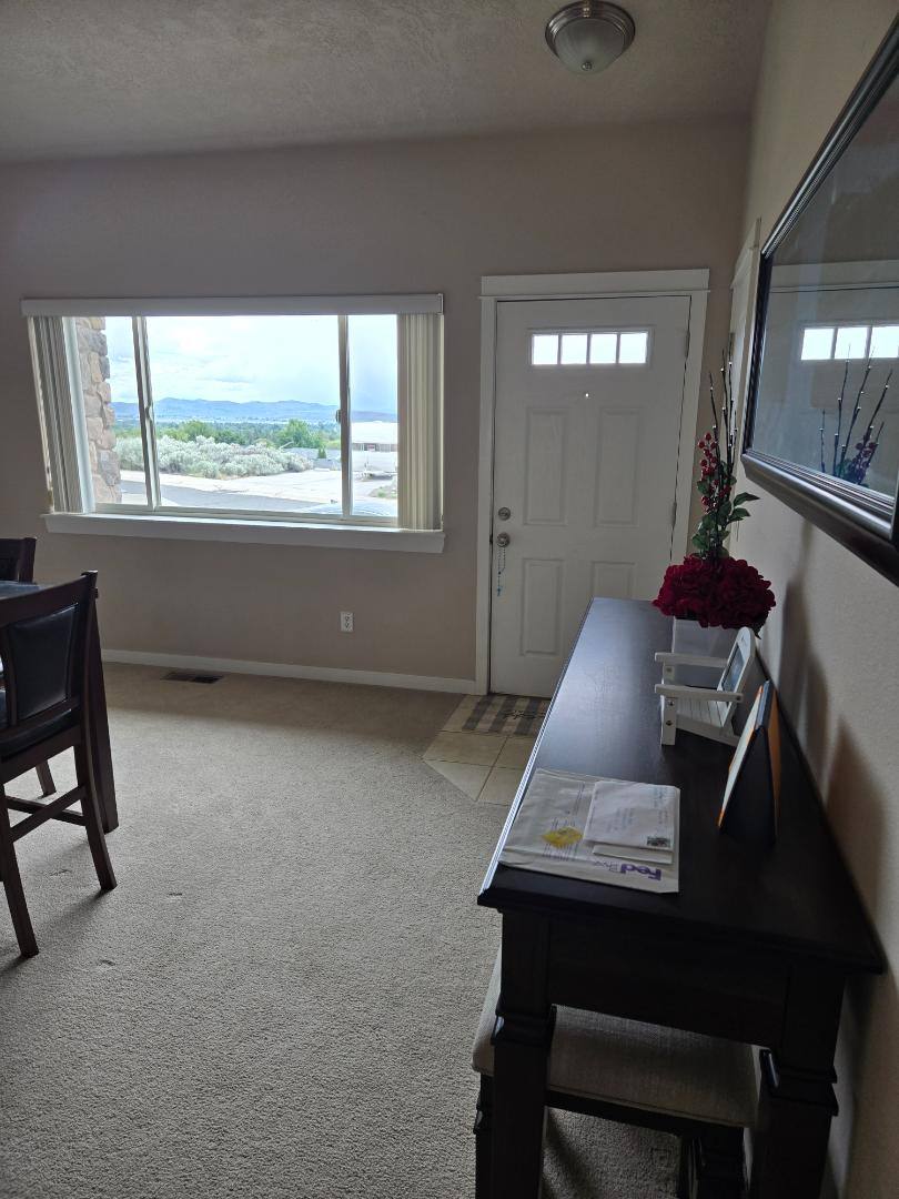 House for rent at 873 Westview Dr, Klamath Falls, OR 97603