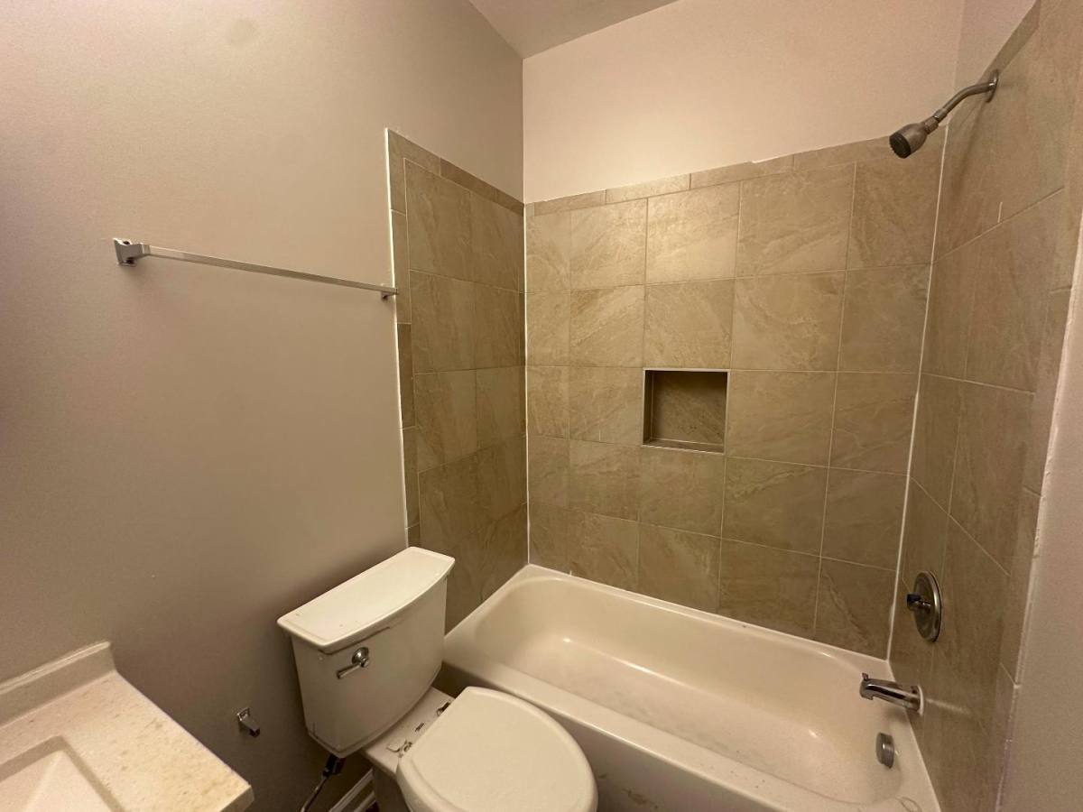 Apartment for rent at 2205 16th St SE 4, Washington, DC 20020