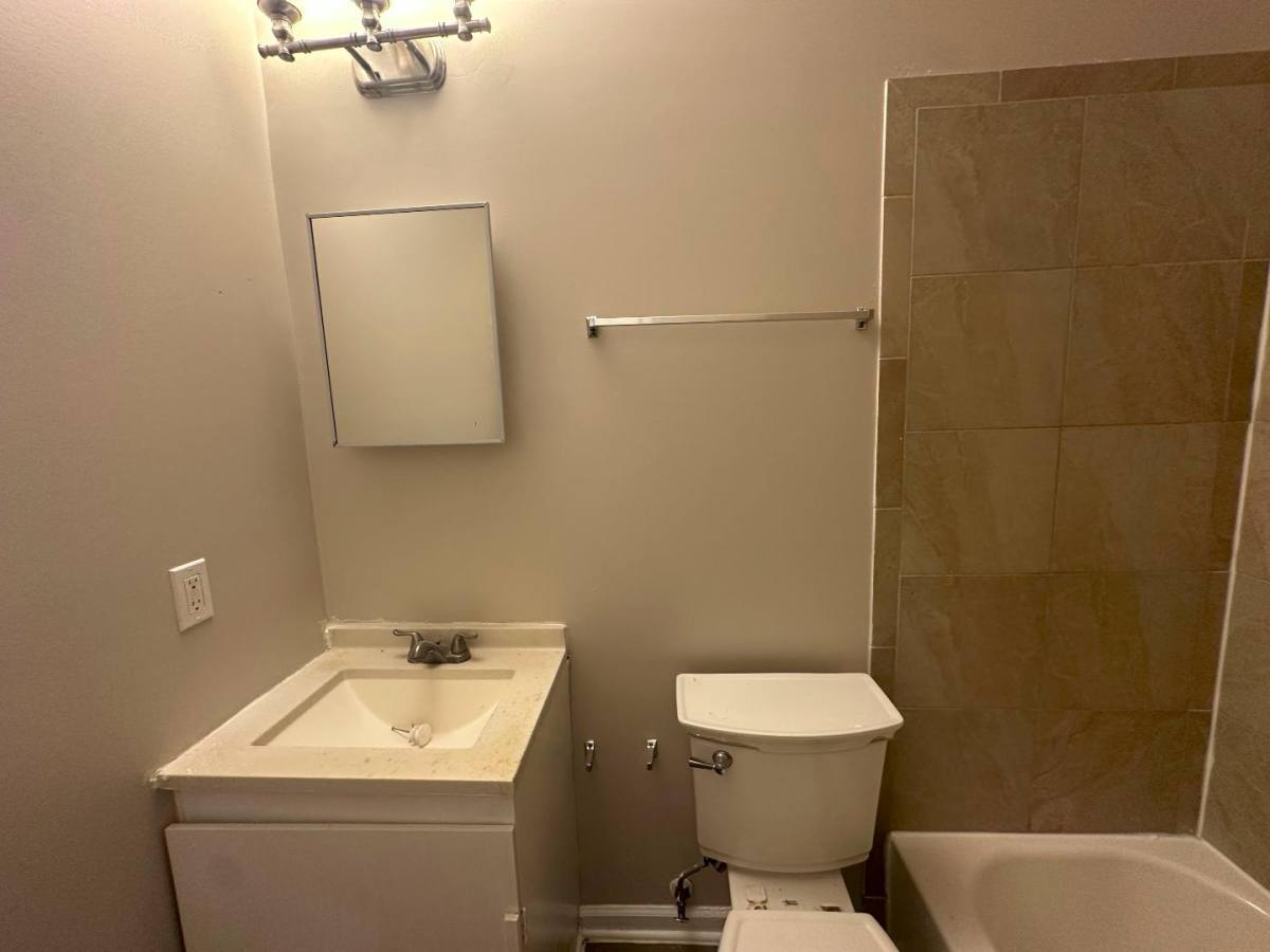 Apartment for rent at 2205 16th St SE 4, Washington, DC 20020